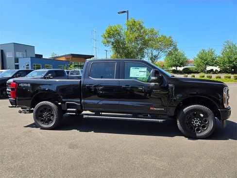 New 2025 Ford F350 Lariat w/ Lariat Ultimate Package image 4