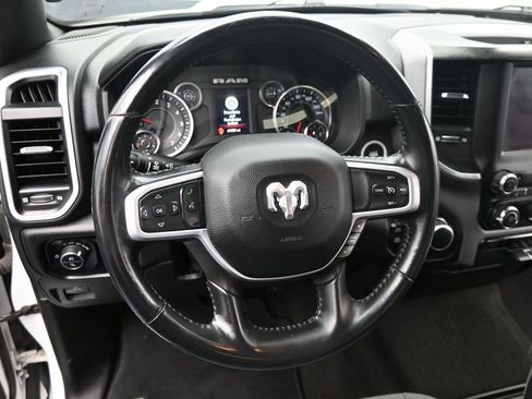 Used 2023 RAM 1500 Lone Star AWD/4WD image 16