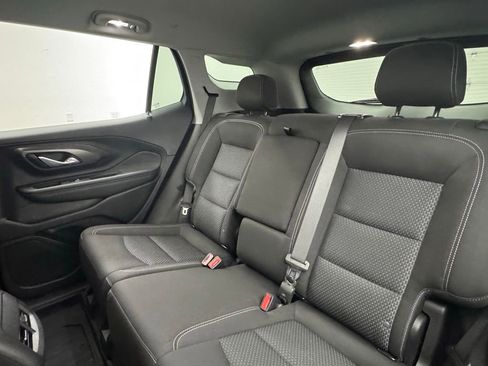 Used 2022 GMC Terrain SLE w/ Driver Convenience Package AWD/4WD image 34