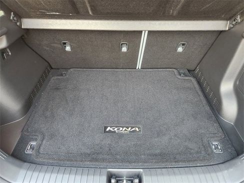 Certified 2021 Hyundai Kona Ultimate w/ Cargo Package image 24