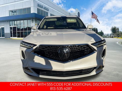 Used 2023 Acura MDX SH-AWD w/ Advance Package image 3