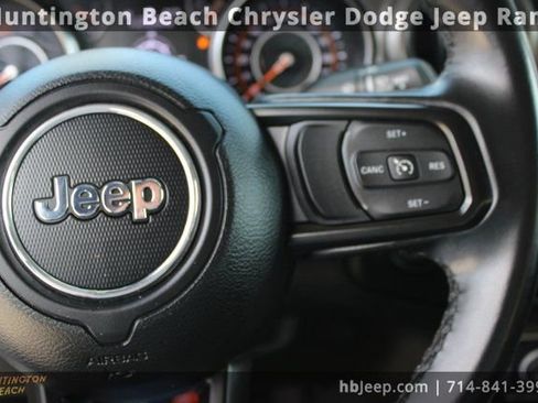 Used 2022 Jeep Wrangler Unlimited Sport image 19