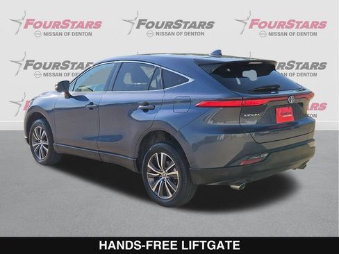 Used 2023 Toyota Venza LE AWD/4WD image 7