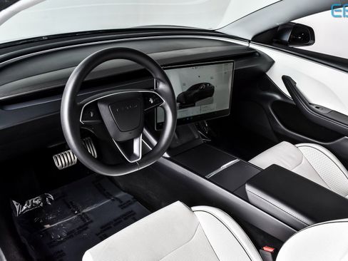 Used 2024 Tesla Model 3 Performance image 15