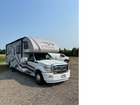 Used 2013 Ford F550 2WD Regular Cab Super Duty w/ Payload Upgrade Pkg image 2