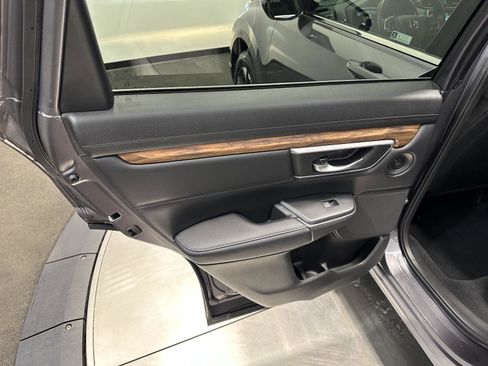 Used 2018 Honda CR-V Touring image 27