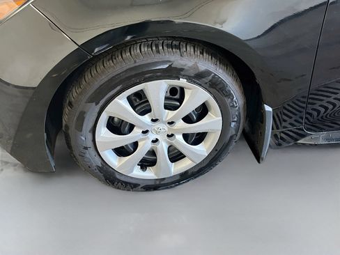 Used 2026 Toyota Corolla LE FWD image 28