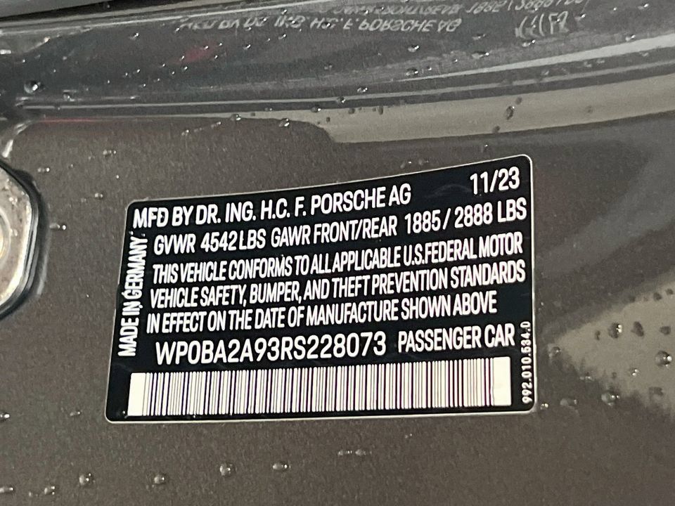 Certified 2024 Porsche 911 Targa 4 AWD/4WD image 33