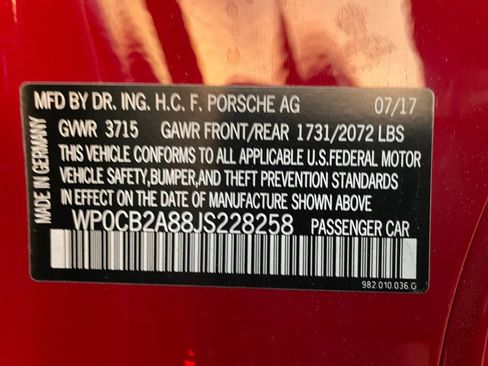 Certified 2018 Porsche 718 Boxster S image 39