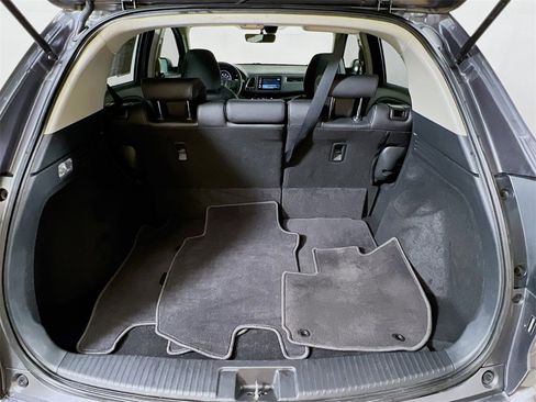 Used 2019 Honda HR-V Touring image 24