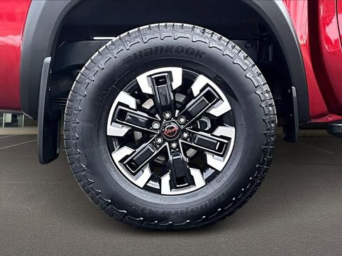 Used 2024 Nissan Frontier PRO-4X w/ Pro Convenience Package image 36