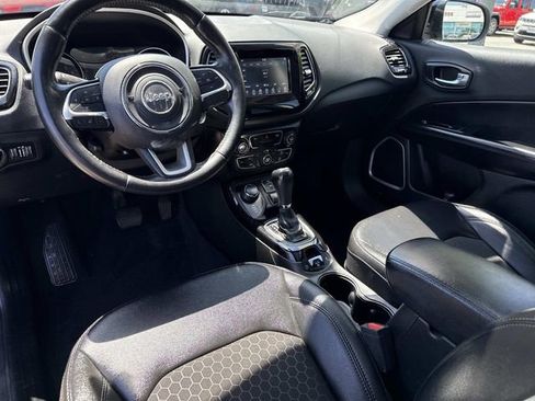 Certified 2019 Jeep Compass Latitude AWD/4WD image 22