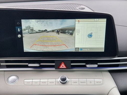 New 2026 Hyundai Elantra Limited FWD image 12