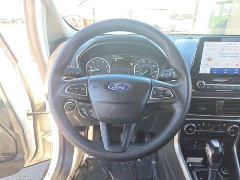 Used 2021 Ford EcoSport SE w/ SE Convenience Package image 12