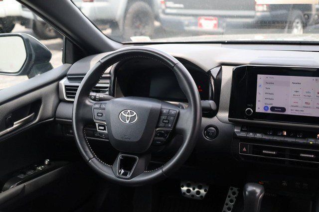 Used 2025 Toyota Camry SE FWD image 24