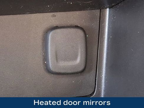 Used 2021 GMC Canyon Denali image 29