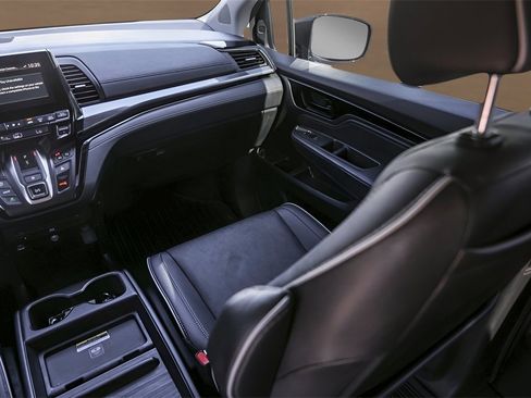 Used 2021 Honda Odyssey Elite image 31
