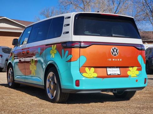 New 2025 Volkswagen ID. Buzz Pro S Plus image 5