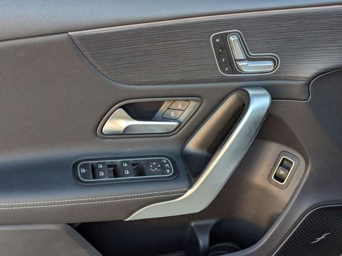 Used 2021 Mercedes-Benz A 220 image 12