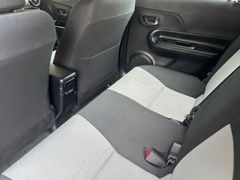 Used 2016 Toyota Prius C Two FWD image 4