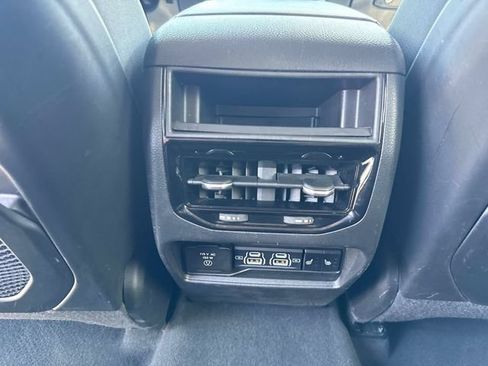 Used 2023 Jeep Grand Cherokee 4WD 4xe image 14