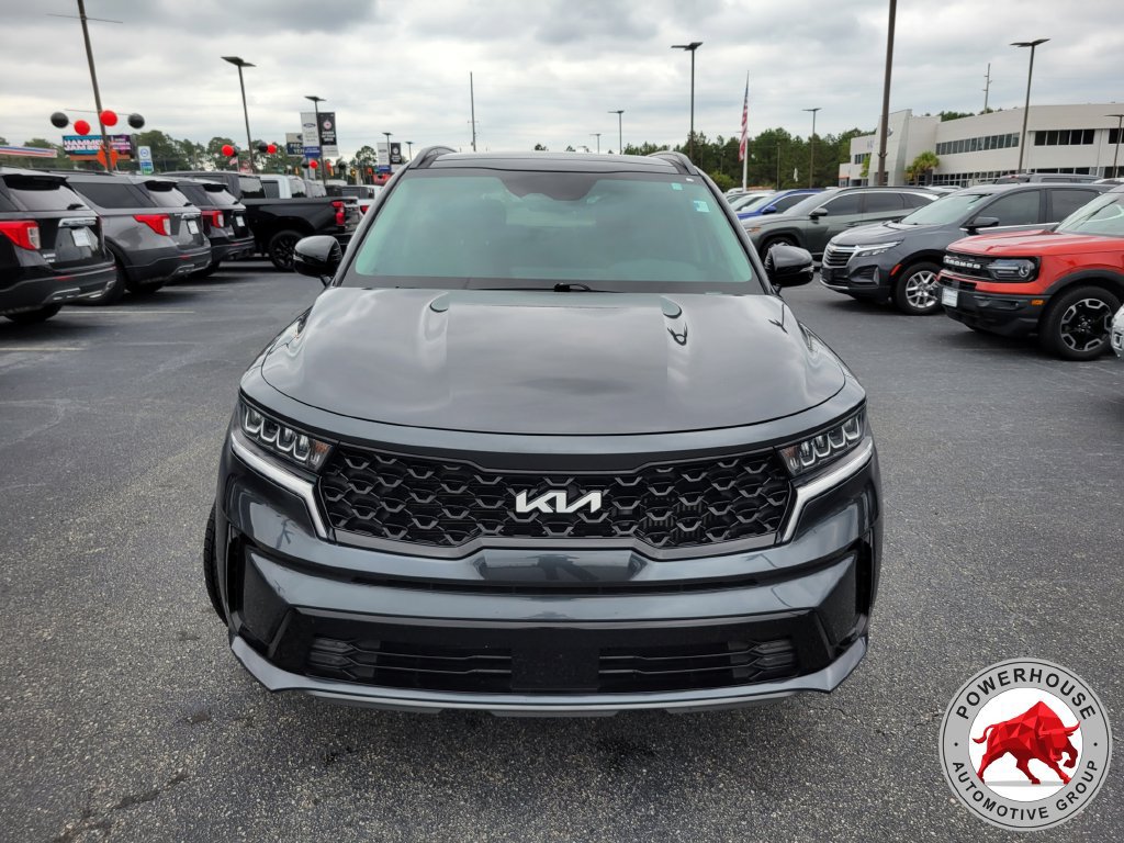 Used 2023 Kia Sorento EX w/ Panoramic Sunroof Package FWD image 10
