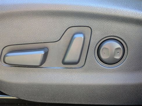 Used 2022 Kia Sportage EX w/ EX Technology Package image 22