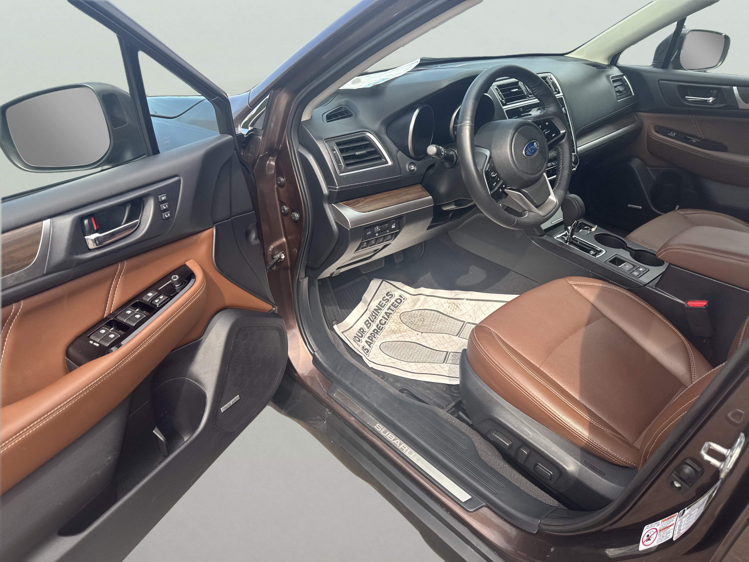 Used 2019 Subaru Outback 3.6R Touring AWD/4WD image 10