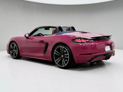 Used 2025 Porsche 718 Boxster RWD image 32