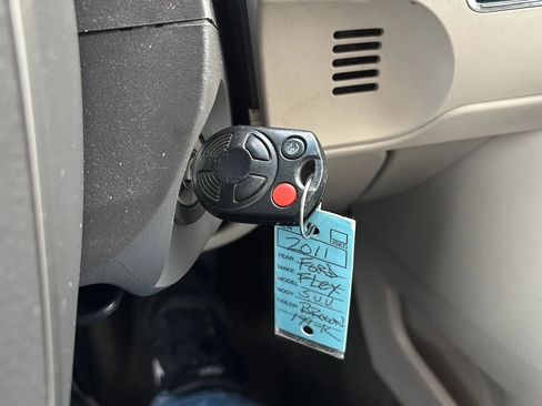 Used 2011 Ford Flex SEL w/ Rapid Spec Order Code image 38