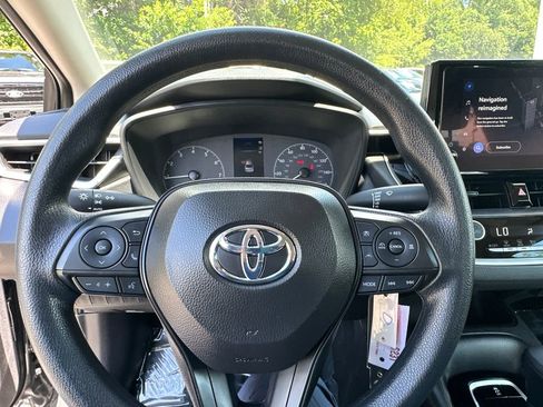 Used 2024 Toyota Corolla LE FWD image 24