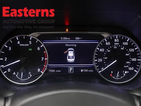 Used 2024 Nissan Sentra SV FWD image 18