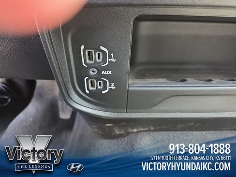 Used 2024 RAM 2500 Big Horn AWD/4WD image 16