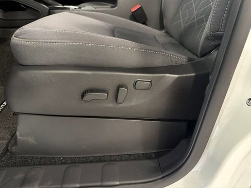 New 2026 Nissan Frontier SV AWD/4WD image 25