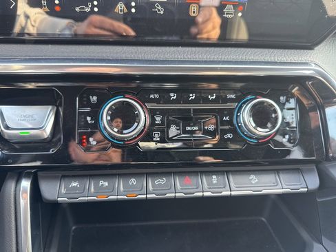 Certified 2025 GMC Sierra 1500 Denali image 16