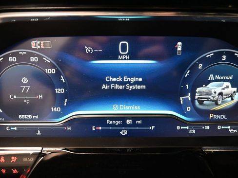 Used 2024 Chevrolet Silverado 2500 LT image 9