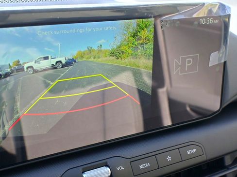 Used 2025 Kia K4 LXS image 5