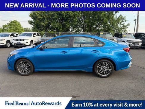 Used 2023 Kia Forte GT-Line w/ GT-Line Premium Package FWD image 4