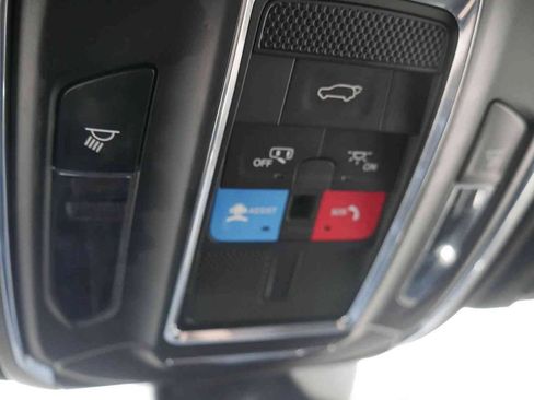 Certified 2023 Jeep Grand Cherokee L Laredo AWD/4WD image 32