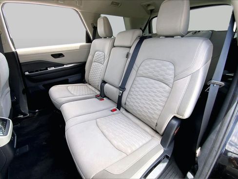 Used 2023 Nissan Pathfinder SV FWD image 20