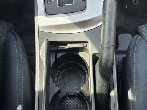 Used 2011 MAZDA MAZDA3 s Sport FWD image 17