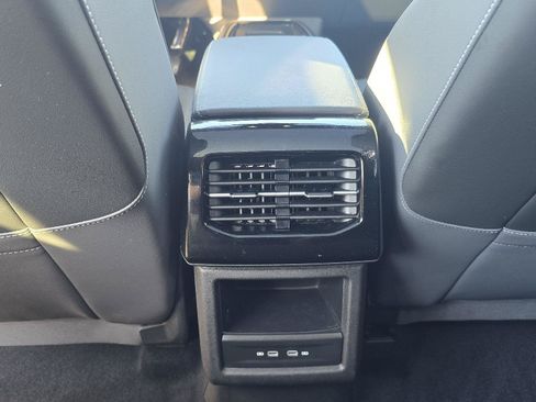 Certified 2023 Volkswagen ID.4 Pro S AWD/4WD image 11