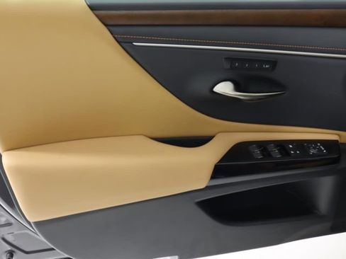 New 2025 Lexus ES 350 w/ Premium Package image 11