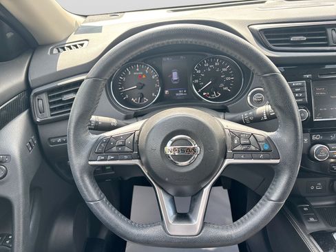 Used 2020 Nissan Rogue SL AWD/4WD image 19
