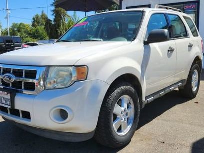 Used 2010 Ford Escape XLS