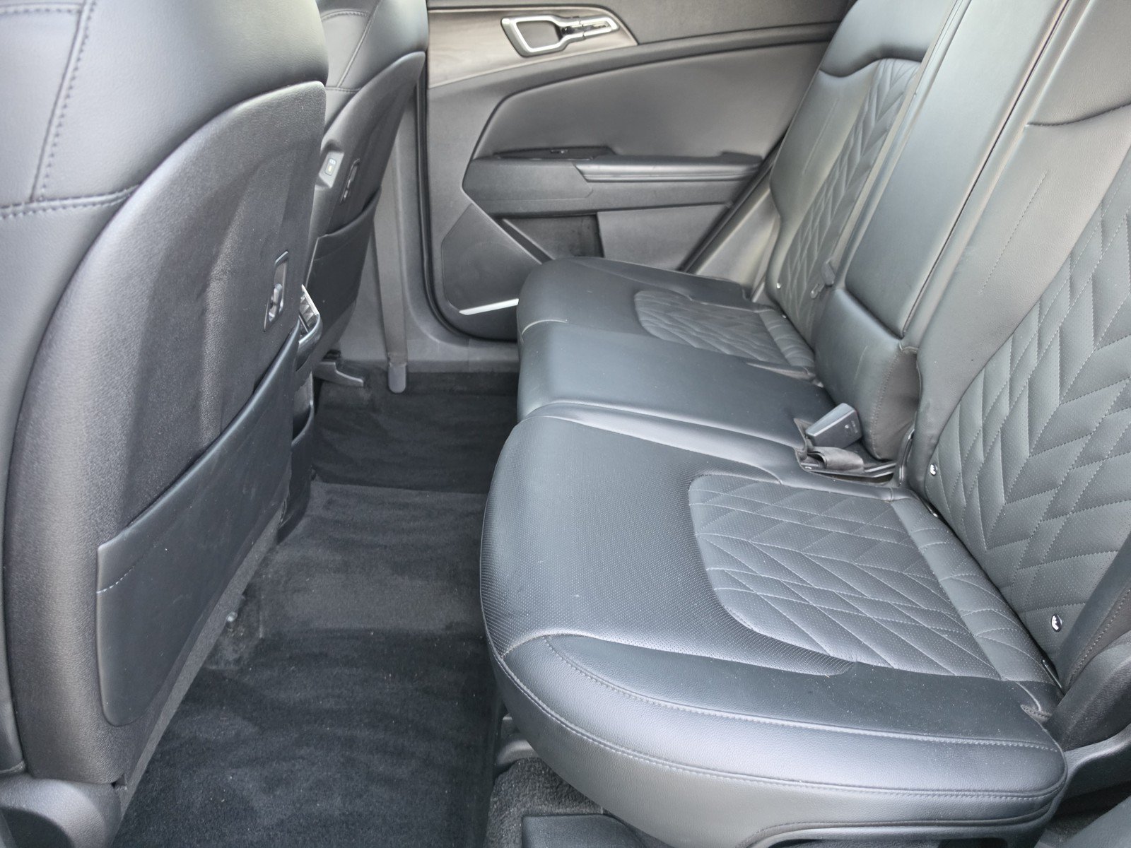 Used 2023 Kia Sportage X-Line w/ X-Line Premium Package AWD/4WD image 12