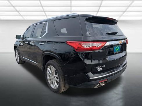 Certified 2021 Chevrolet Traverse High Country FWD image 2