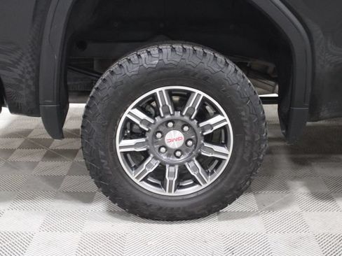Used 2024 GMC Sierra 1500 AT4 w/ Technology Package AWD/4WD image 46