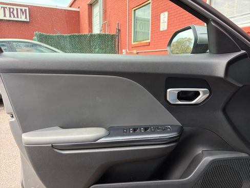 Used 2025 Kia K4 FWD image 18