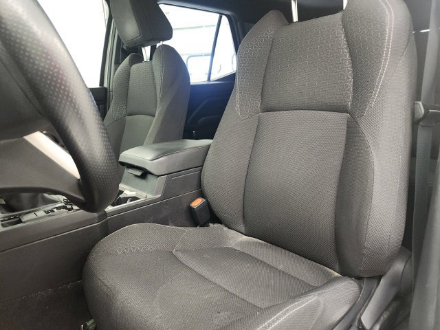 Used 2025 Toyota 4Runner SR5 AWD/4WD image 12
